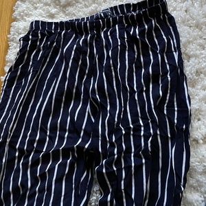 Brandy Melville pants